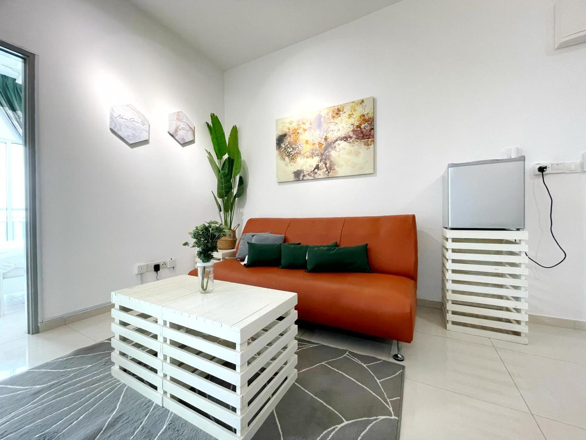 Mesahill Homestay, By S&t Homez